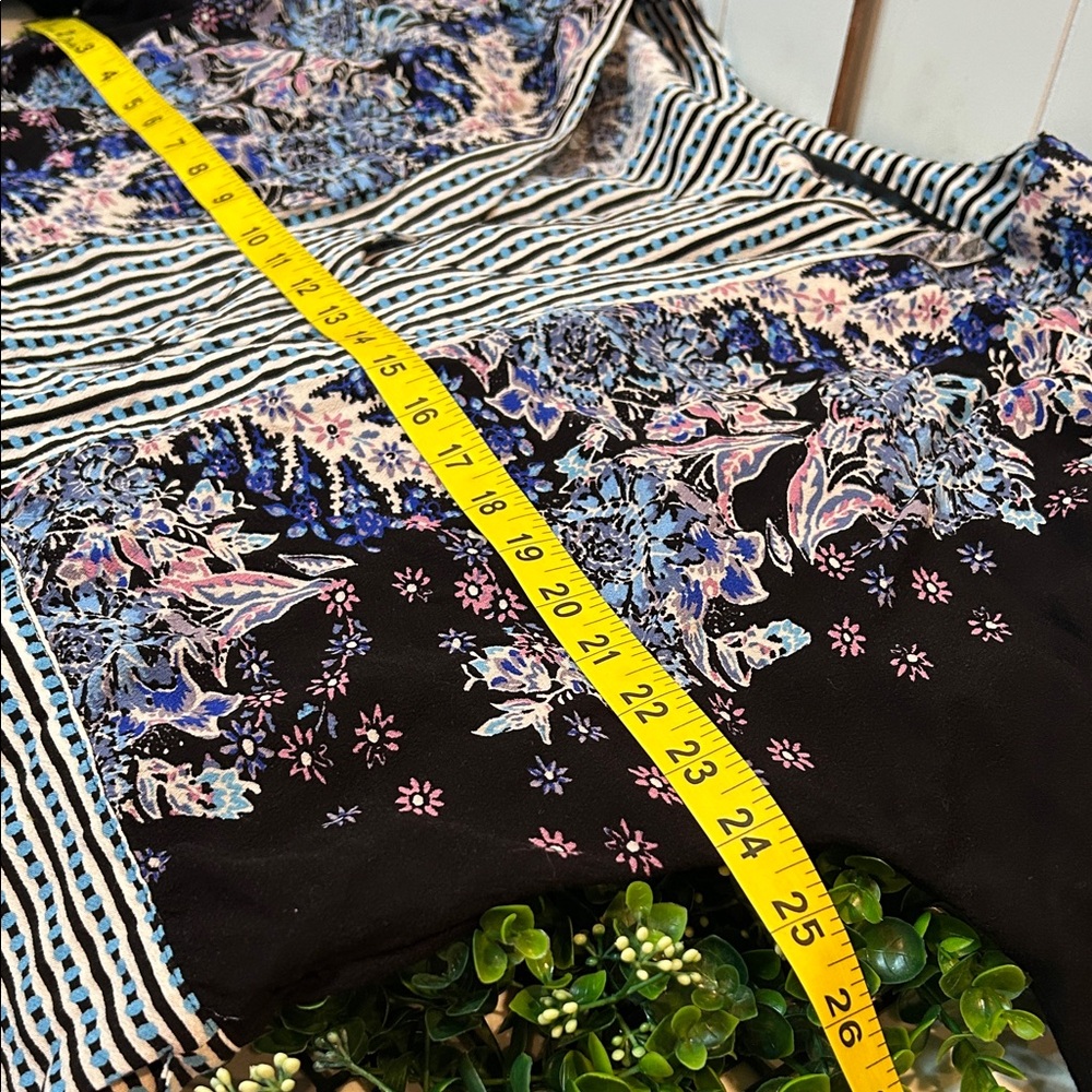 FP Movement by Free People Black and Blue Patterned Blouse - Picture 5 of 6
